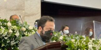 Acuerdo firmado por Mel Zelaya y Jorge Cálix pone fin a la crisis legislativa y ratifica a Luis Redondo como presidente del CN