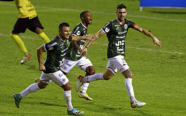 Marathón hunde más al Real España del mexicano «Potro» Gutiérrez