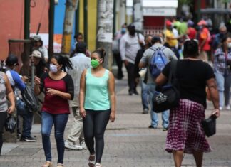Hondureñas entre 20 y 40 años son las más contagiadas de covid-19 en lo que va del 2022