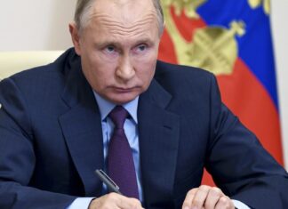 Putin advierte a Finlandia que renunciar a la neutralidad sería un error
