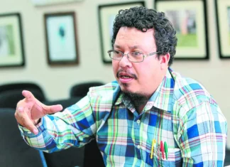 Exfuncionarios serán requeridos proximamente por EE.UU., según director del INE