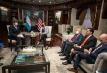 La presidenta de Honduras se reúne con el subsecretario estadounidense de Energía