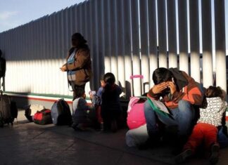Tribunal estadounidense prohíbe expulsar migrantes a países donde puedan ser perseguidos