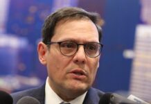 Lisandro Rosales afirma que no tiene cuentas bancarias en Panamá tras investigación financiera