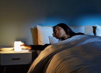 Dormir con luz, aunque sea moderada, es malo para el corazón y la diabetes