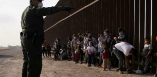 EE. UU. elimina la norma que expulsa a menores migrantes no acompañados