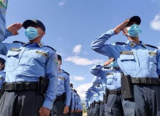 CN se compromete a “promover” la reestructuración de la Policía Nacional