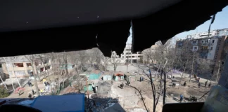 Ucrania informa de decenas de muertos en varias ciudades por ataques rusos