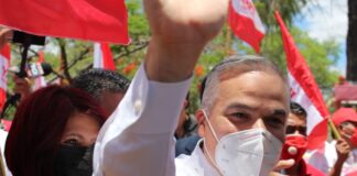 Ministro de la presidencia reconoce que la administración anterior violentó los derechos de la familia Rosenthal