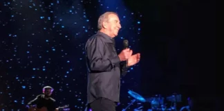 El cantante José Luis Perales se despide de los escenarios mexicanos