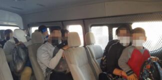 Detienen en Honduras a 2 coyotes con 8 migrantes nicaragüenses y 4 chinos