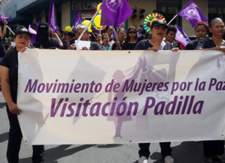 Hondureñas marchan contra feminicidios y exigen cumplimiento de sus derechos
