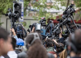 La Unesco pide respeto a la seguridad de los periodistas en Ucrania