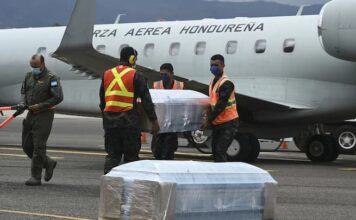 Arriban a Toncontín cuerpos de cuatro de migrantes hondureños, procedentes de México