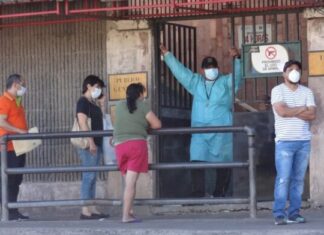 El gobierno declara emergencia en el sector salud para realizar compras directas de medicamentos