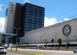 BCH estima un crecimiento económico entre 3.5 y 4.5 % en 2022 y 2023