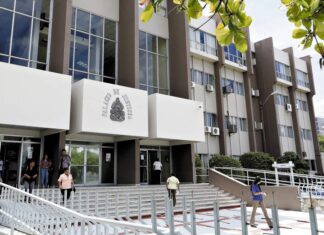 CN debe buscar solución a cuatro magistrados destituidos en 2012, señala constitucionalista