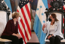 Embajadora de EE. UU. aborda temas de economía y crisis energética con la presidenta Xiomara Castro