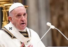 El Vaticano confirma la intención del papa de visitar Kazajistán