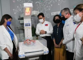 Gobierno de China Taiwán dona equipo a sala de maternidad del Hospital San Felipe