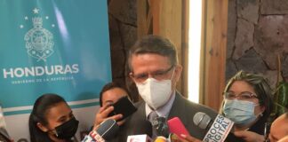 Ministro de Salud dice existe el dinero para pago de salarios a médicos y prevé esta semana se resuelvan atrasos