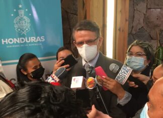 Ministro de Salud dice existe el dinero para pago de salarios a médicos y prevé esta semana se resuelvan atrasos