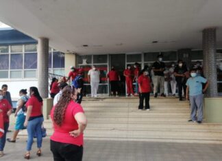 Colectivo de Libre pide la destitución de la directora del Hospital El Tórax