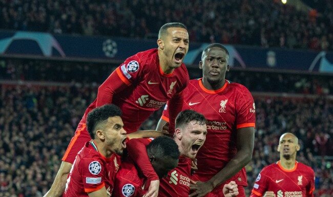 Liverpool vence 2-0 al Villarreal en semifinal de Champions League