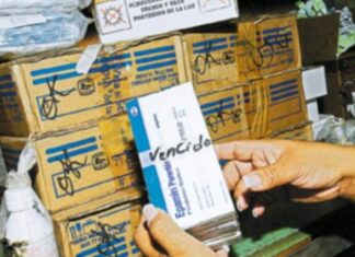 Salud pierde millones en medicamentos vencidos, denuncia doctor Carlos Umaña