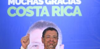 Rodrigo Chaves gana las elecciones presidenciales de Costa Rica