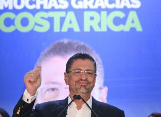 Rodrigo Chaves gana las elecciones presidenciales de Costa Rica