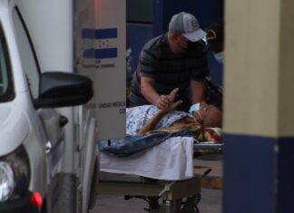 Gremio médico insiste en que es cuestión de días para que haya repunte de Covid-19 en Honduras