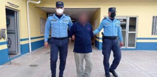 Honduras detiene a un hondureño cuando trasladaba a 30 cubanos rumbo a EE. UU.