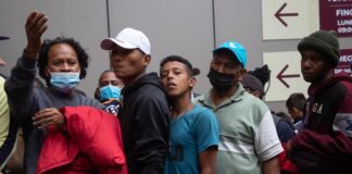 Fiscalía halla a 386 migrantes de 13 países en el estado mexicano de Puebla
