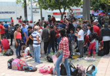 México disuelve caravana de migrantes en el sur pero ofrece regularizarlos