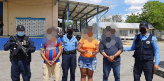 Honduras detiene a 3 personas que trasladaban a 17 cubanos con rumbo a EE. UU.