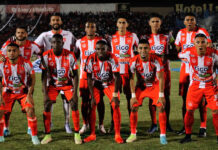 El presidente del Vida separó a varios jugadores del club por chantajes y amenazas