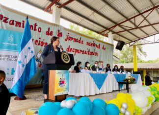 Autoridades de Salud realizan campaña para desparasitar a más de 1,6 millones de niños, en Honduras