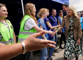 La primera dama de Estados Unidos, Jill Biden, realizó una sorpresiva visita a Ucrania