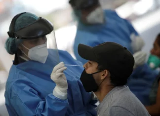 El mundo registra la menor incidencia de covid desde la llegada de ómicron