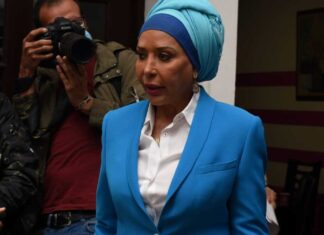 La Senadora Piedad Córdoba sigue bajo custodia de la Policía hondureña