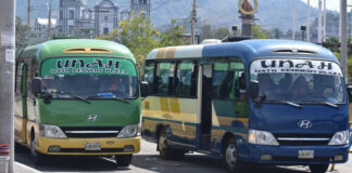 Al menos unas ocho rutas del transporte están paralizadas en la capital debido a la extorsión