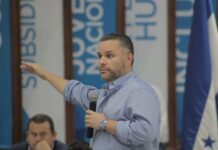 David Chávez propone de la nomina de 45 que envíe la Junta Nominadora de una tómbola los 15 sean escogidos por niñas y niños de excelencia académica