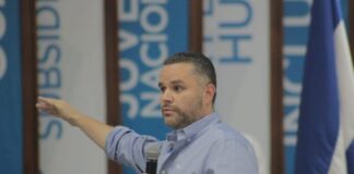 David Chávez propone de la nomina de 45 que envíe la Junta Nominadora de una tómbola los 15 sean escogidos por niñas y niños de excelencia académica