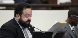 Luis Redondo presenta proyecto para construir hospital donde era antigua penitenciaria de San Pedro Sula