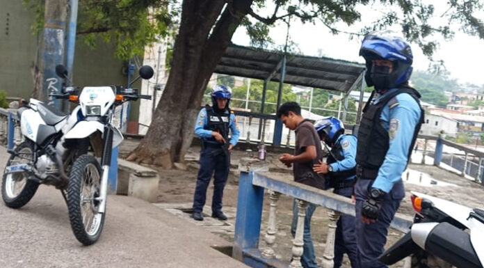 Refuerzan los operativos en estaciones de transporte en la capital debido a la extorsión y asaltos