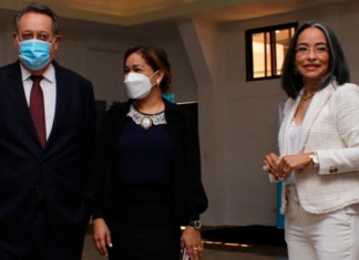La directora del CNA firma convenio de cooperación con ministro de Transparencia para fortalecer la lucha contra la corrupción e impunidad