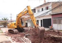 Inician los trabajos de reparación en la calle de Prados Universitarios en Tegucigalpa