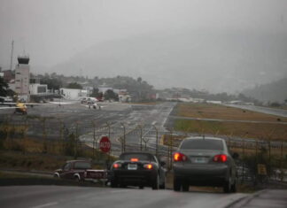 El aeropuerto de Toncontín está cerrado e inhabilitado debido al clima en Tegucigalpa