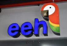 EEH aclara que no existe una demanda en su contra y lamenta la conducta del actual Gobierno